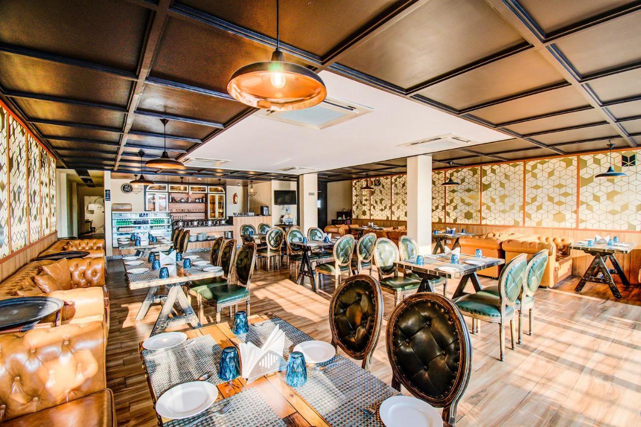Fabhotel Prime V Hazratganj 3*